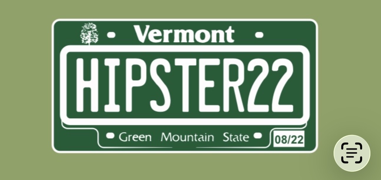 Hipster 2022 — Go Topless! — photo 1